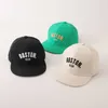 Capas de bola doitbest 2023 verão menino menina boné de beisebol boston letras child chapéus chapas planas crianças crianças atingidas taps snapback gorras ossos aa220517