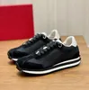 2023 Unisex ECONYL Tafetán Zapatillas Zapatos Hombres Suelas de goma gruesas Tejido técnico Hombres Zapatillas de deporte Patrón de arco iris Al aire libre Casual Walking Runner Deportes