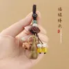 Keychains Chinese Style Ethnic Gourd Keychain Green Sandalwood Wood Sculpture Pi Xiu Automobile Hanging Ornament Lucky Year