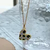 Pendentif Colliers Tendance Damier Noir Et Blanc Époxy Pêche Coeur Collier Bijoux Pour Femmes Filles Amour Choker Cadeaux