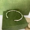 2023 Designer bracelet pour femmes New Fashion Love bracelet Marque Simple Lettres Diamant Lady bracelet Bijoux Oreille Stud-1