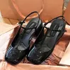 Miu Women's Ballet Shoes Boat Shoes Designer Brandフラットボトムメアリージェーン快適なレザーシューズブラックアンドホワイトピンクブラウンカジュアルアウトドア35-40TN