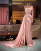 Une épaule rose robes De bal brillant perlé paillettes sirène robe De soirée haute fendue sur mesure froncé Satin Vestidos De