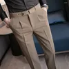 Erkek Suit 2023 Lüks Düz İş Sıradan Erkek Pantolon Tasarımcısı İlkbahar Yaz Zarif Erkek Boş Zaman Ayak Bileği Uzunluğu Resmi Pantolon A203