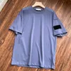 Nakış Erkekler Kara T-Shirts Düz Renk Kısa Taş Kollu Crewneck Nefes Marka Rozeti Gömlekleri Tee Adası Tshirts Top Erkekler Armband Adaları Gömlek