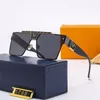 Occhiali da sole full frame Designer Luxury Golden Letters Fiori Occhiali da sole per uomo Donna Summer Causal Travel Driving Goggle Eyeglass