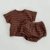 Casos de roupas nascidos roupas de bebê menino estilo ocidental estilo listrado listrado de mangas curtas Terce