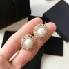 Mode Femmes Perle Stud Charme Boucles D'oreilles Designer De Luxe Marque Lettre Amour Coeur Strass Boucle D'oreille Plaqué Femmes De Noce Bijoux Accessoires Cadeaux