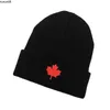 Beanie/Totenkopfkappen Herbst Winter CA Red Maple Leaf Gestickte Gestrickte Acryl Beanies Hut Männer und Frauen Casual All Match Warme Wolle Kalte Kappen W125 J230518