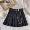 Jupes Jupes gothiques avec ceinture suspendue Femmes Mini jupe à chaîne plissée avec short Noir Sou sud-coréen Cool Girls Harajuku y2k Jupe 230518