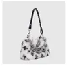 Kvällspåsar jiaerdi leopard tryck plysch handväskor kvinnor kedja päls lyxig design y2k axelväska damer casual harajuku estetic bolso