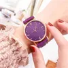 Avanadores de pulso Mulheres assistem a um mostrador de mostrador vintage assistir Sweet Leather Strap Casual Feminino Bracelete Quartz Relógio de Senhoras