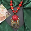 Hänge halsband tibetansk stil akryl ädelsten pärlast runt legering halsband nationella tofsar för boho zigenare turkiska