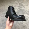 İngiliz tarzı adam tasarımcı boot orijinal deri erkek ayak bileği botları işaretli ayak erkek moda botları