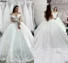 Balle arabe Dubaï Robes de mariée de robe princesse sexy sur les applications de dentelle épaule des robes nuptiales balayez le train en dentelle