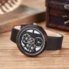Armbandsur Creative Gear Decoration Dials Träklocka Mens Natural Wanut Wood Strap Quartz Unikt Military Reloj de Madera Gift