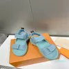 2023-Summer Women 's Platforms Sandals 디자이너 인과 신발 여성용 럭셔리 패션 슬리퍼 디자인 냄비 샌들 퍼팅 도어 신발