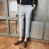 Abiti da uomo Blazer Pantaloni da abito a righe di alta qualità Pantaloni da uomo d'affari slim fit casual Pantaloni da sposo per matrimoni da ufficio Cos