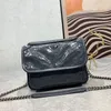 Bolsa de compra de ombro para a axila hobo Bolsas de grife de grife de designer de crossbody flemban bolsa de bolsa de couro envelope alfabeta alfabetizada tira ajustável