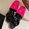 Sandales 2023 mode femmes cuir femme talons bas concepteur chaussures d'été dames bloc orteils carrés rose vert