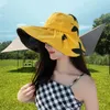Szerokie brzegowe czapki kobiety Motyle wydruku