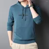 Erkek Hoodies Marka Erkek Giyim Sonbahar Kış Sıcak Kapüşonlu Sweatshirt Pocket Varış Moda Sokak Giyim Ceket Z7021