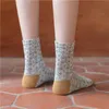 Носки чулочно -носочные изделия Harajuku ретро вышитые женщины носки японские милые этнические носки лолита