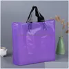 Sacs d'emballage Boutique en plastique avec poignée Couleur unie Vêtement/Vêtements/Emballage cadeau Sac Articles de fête Logo personnalisé Imprimé Disponible D Dh6O0