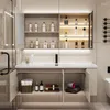 Badrumsvaskar kranar Lätt lyxig integrerad keramisk bassängskåp Kombination Bord tvättplatsspegeluppsättning