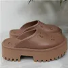 2023 Plate-forme pour femmes pantoufles perforées sandale Chaussures d'été Top pantoufles pour femmes de créateurs Couleurs de bonbons Clair Talon haut Hauteur 5.5CM pantoufles de plage Taille EUR35-42
