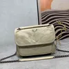 Bolsa de compra de ombro para a axila hobo Bolsas de grife de grife de designer de crossbody flemban bolsa de bolsa de couro envelope alfabeta alfabetizada tira ajustável