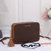 Michaelss Kor Sacs Top Quality Luxurys Designers Sacs d'épalsine Femme Fashion Classic Handbags Crossbody Sac Portefeuilles 2228