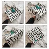 Stuff Sacks Women Canvas Tygväska axelväska zebra tryck damer casual handväska återanvändbar stor kapacitet bärbar väska shopping strandpåse