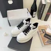 Designer Luxe kanaal Klassieke Sneaker Panda Dikke Zool Casual Lage Platformschoenen Dames Dames Outdoor Hardlopen Zapatos Basketbalschoen wit