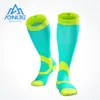 Sport Socks Aonijie E4069 Kompressionsstrumpor Strumpor Athletic Fit för att köra Marathon Soccer Cycling Nurses Shin Splints Sports Oudtoor 230518