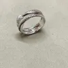Bijoux créateurs femmes x anneaux mode diamant anneaux de fête de mariage cadeaux cadeaux fiançailles zircon anneaux