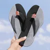 Wysokiej jakości marka moda letnie klapki klapy swobodny oddychający zagęszcza się na plaży kapcie na świeżym powietrzu 230518