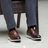 Schoenen klassieke schoen echte casual kledingpatroon heren voor mannen lederen originele mode buckle monnik riem sneakers 230518 780