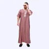 Etniska kläder män Muslimska National Robes Classic Arab Long Middle Eastern Men's Wear Thobe Slamic Ramadan Fashion Arabic Pakistan