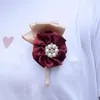 Kwiaty dekoracyjne 5pcs/działka sztuczna burgundowa róży róży singla jedwabny kwiat dłoni z perłową dekoracją przyjęcia weselnego