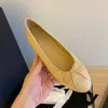 New color Classic Designer wedding Dress shoes 100% cowhide high quality Ballet Flats Dance shoes fashion women black Flat boat shoe sandal Lady leather Lazy Loafers