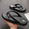 Kapcie 2023 Plus męskiej grubej platformy Sandały Flip-Flop Sandals Lets