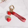 Porte-clés fraise rouge coeur porte-clés porte-clés pour femmes fille bijoux fruits simulés mignon porte-clés porte-clés meilleur ami