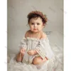 Keepsakes Baby Girl Clothes born Pography Prop Dress Strapless Shoulder Flower Lace Skirt Outfit Infant Po Shoot Suit Accessories 230519