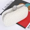 Avondtassen vingerring diamanten parel bruiloft handtassen kralen borduurwerk vintage stijl feestdag klauwen 230427