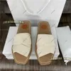 Slipare sommarkvinnor tofflor lägenheter toffel kvinna woody mules sandaler cross band canvas damer glider designer flip flops kvinnor glider pantoufles san j230520