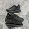 2023 TOP Nowa marka projektant mody platforma Mężczyzn Casual Shoes skórzany koronkowy trampka Lady Flat Treners Letters Gym Sneaker