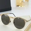 Fashion Designer Ladies Foldable Sunglasses Circular Gradient Lenses Everyday Carry Mens Vintage Modern Style 2039 size 55-22-145