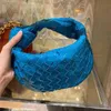 Sac Jodie Venetaabottegaa Femmes Designer Sacs à main lumineux Tissé sous les bras Sac à main en cuir noué verni