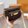 2023 Designer Sac Homme Épaule Bandoulière Sac À Main Femmes Bourse Lettre Fleur Taille Sacs Luxurys Totes Fanny Pack En Cuir Marron Messenger Sacs À Main